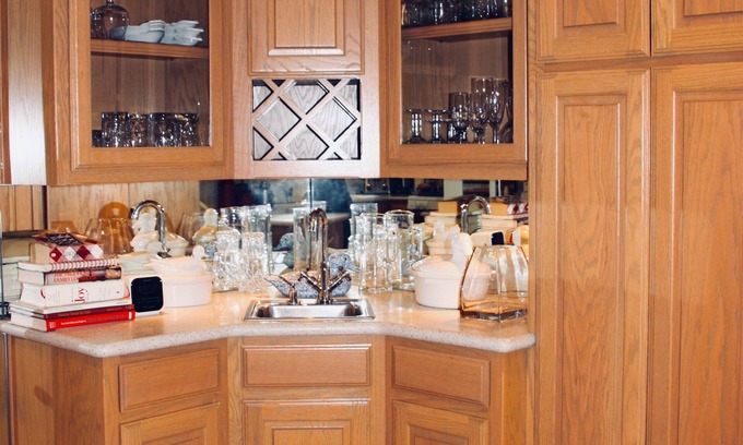 Northwest Dallas House | Charming Fully Furnished House On Tree Lined Street