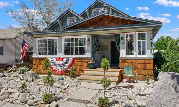 Grand Junction House | Charming, fully restored 1910 house, walk or bike to dtwn or campus