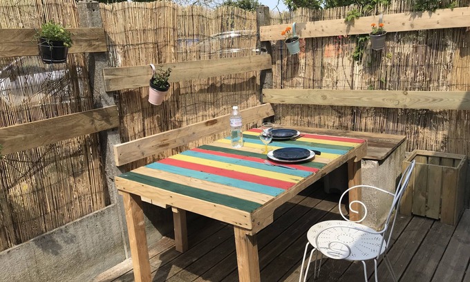 Avrille-les-Ponceaux Apartment | Charming gîte for two in the heart of the Loire castles