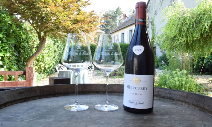 Change House | Charming gite with private garden in Hautes cotes de Beaune, near Voie Verte.