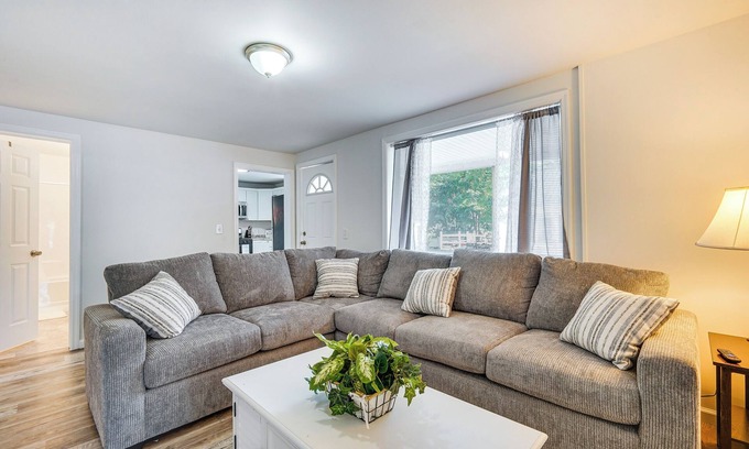 Glens Falls House | Charming Glens Falls Retreat Near Downtown!