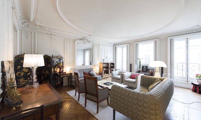 L'Europe Apartment | Charming Haussmannian, by Veeve
