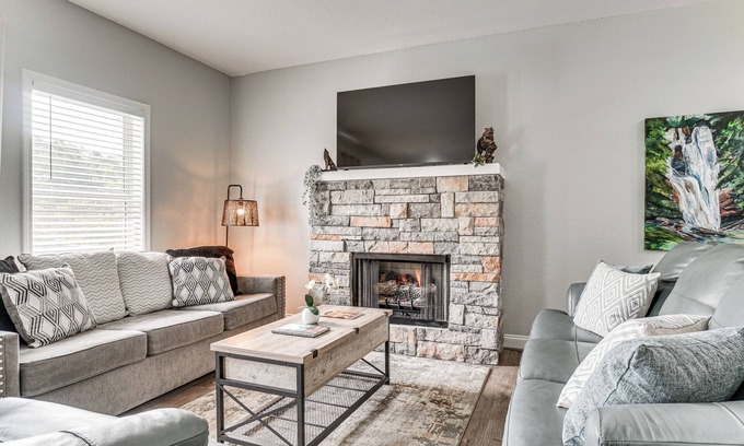 Helen House | Charming Helen Vacation Rental 2 Mi to Village!