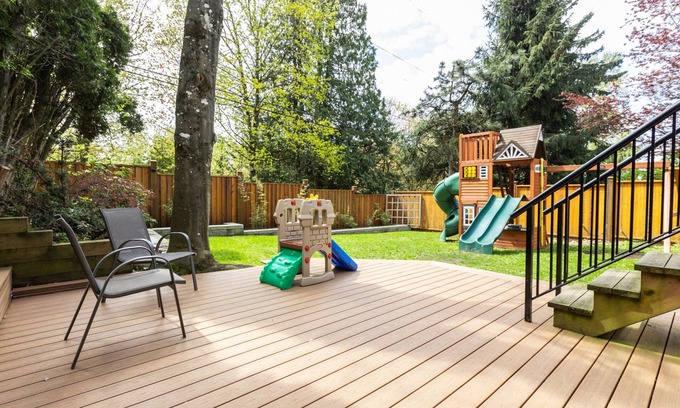 Lower Sumas Mountain House | Charming Hideaway! Beautiful Yard & Private Office