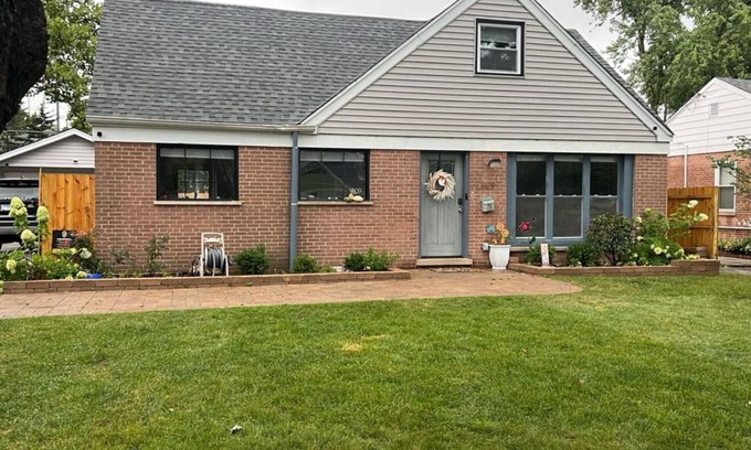 Fullersburg House | Charming Hinsdale Home with Hot Tub