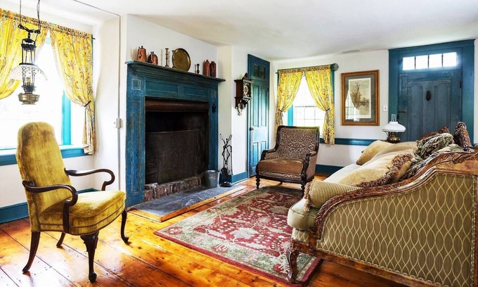 Baptistown House | Charming Historic Farmhouse Minutes to Frenchtown!