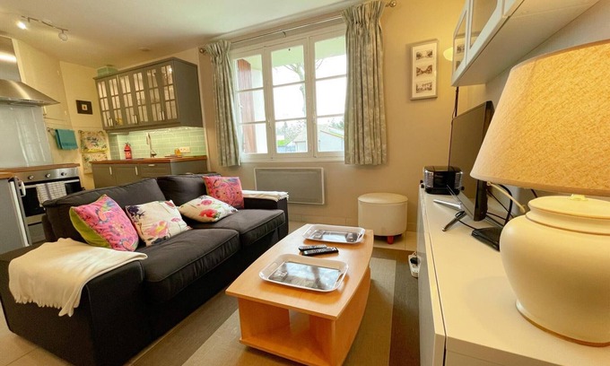 Richelieu Cottage | Charming Historic Cottage with Garden in Richelieu, Near Loire Valley Castles
