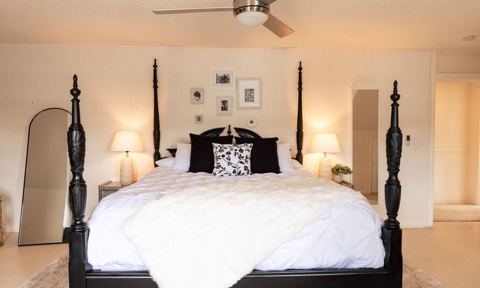 Vallejo House | Charming Historic Lighthouse, A Magical Oasis With Great Sunsets