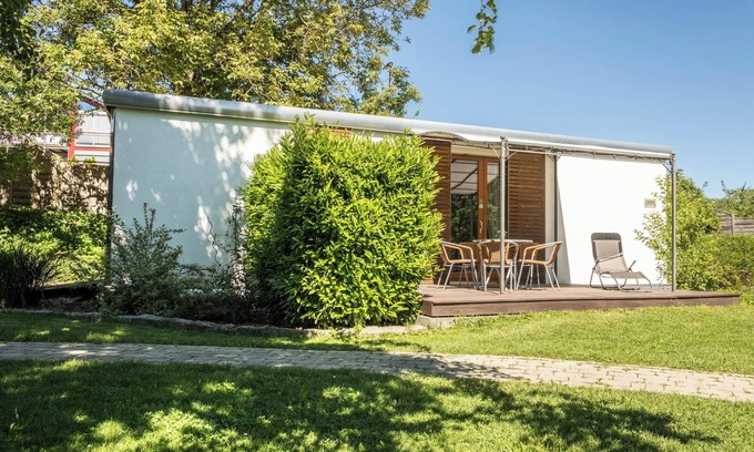 Deggenhausertal House | Charming Holiday Home “Falkenhalde” with Wi-Fi, Terrace & Garden; Parking Available