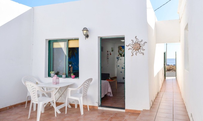 Playa Quemada Apartment | Charming Holiday Studio “Apartamento Ayla 2” Near the Beach