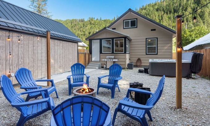 Wallace House | Charming Home Close to Downtown with Hot Tub and Mountain Views