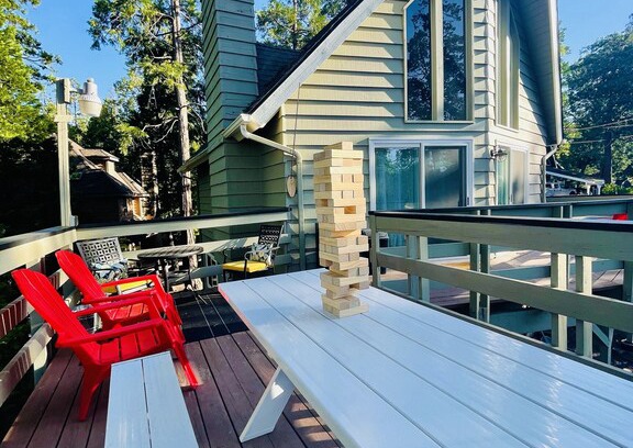 Lake Arrowhead House | Charming Home | Family Friendly, Close to Village