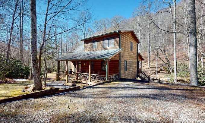 Kyle House | Charming Home in Topton with Creek views and High Speed Internet