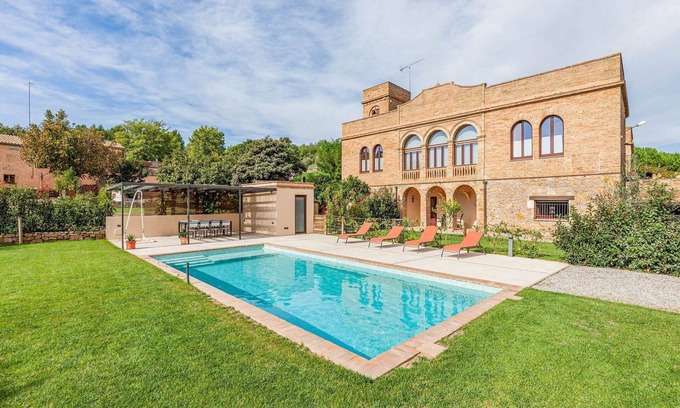Vulpellac House | Charming Home Near Vulpellac