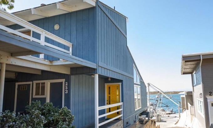 Morro Bay House | Charming Home Overlooking The Morro Rock and The Bay