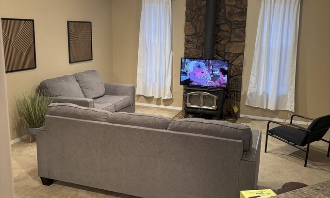 Collinsville House | Charming Home Tucked Away and Near Major Restaurants and Stores