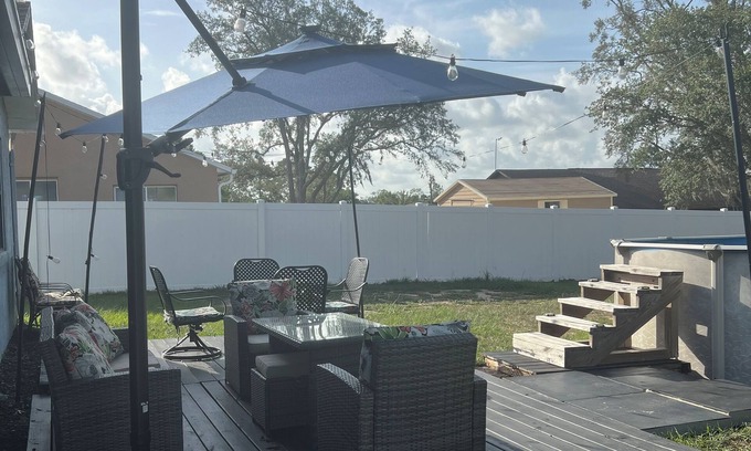 Spring Hill House | Charming Home with Pool