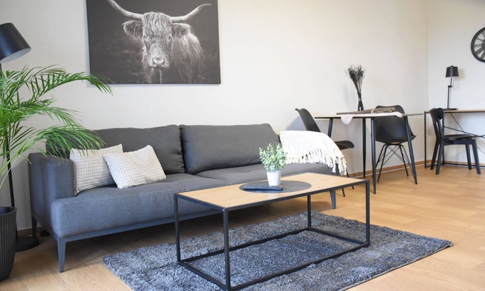 Weyhausen Apartment | Charming Homes - Studio 25