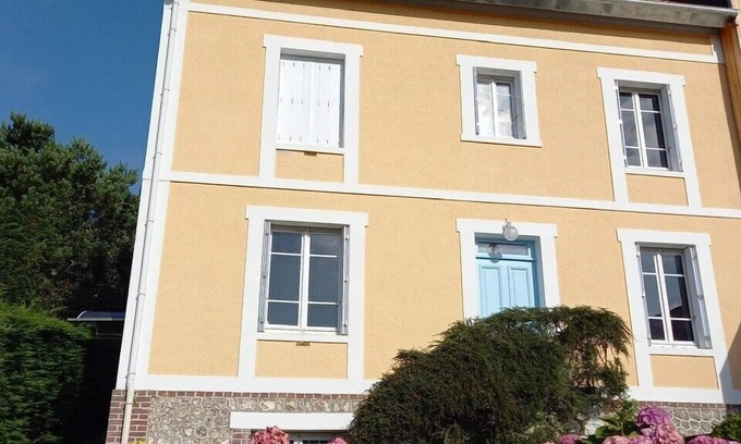 Saint-Martin-aux-Buneaux House | Charming house near the beach
