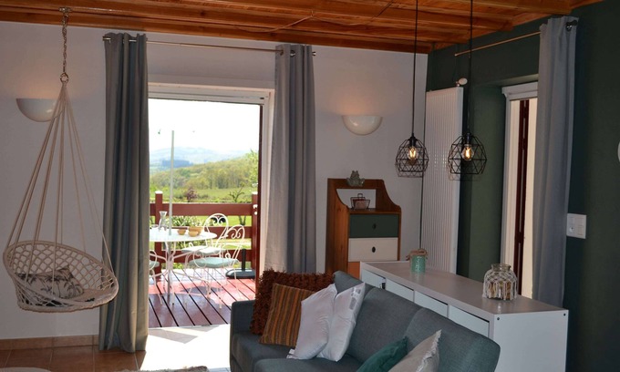 Chissey-en-Morvan House | Charming house 'Le Fournil'