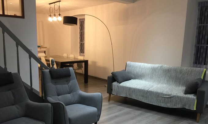 Mortagne-sur-Sevre House | charming house, 10km puy du fou, wifi terrace, near Cholet Clisson