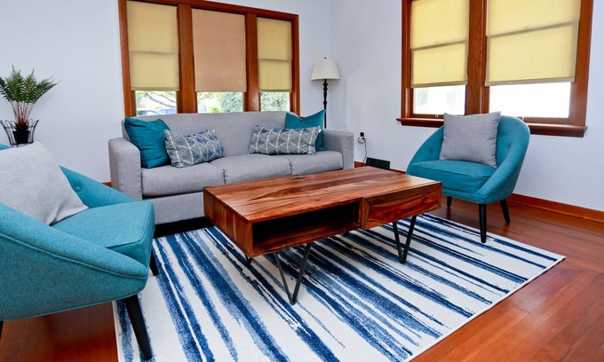 Sappertown House | Charming House in the Heart of the Historic New Westminster Brewery District