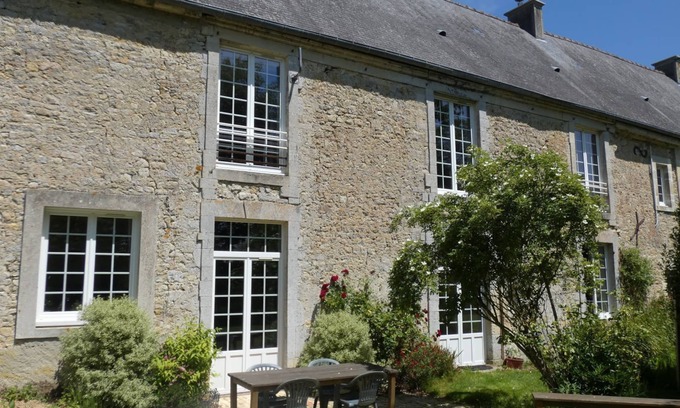 Barbeville Cottage | Charming house in a quiet