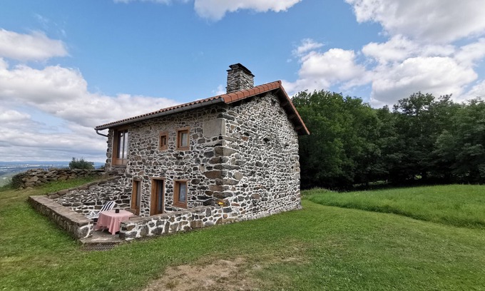 Retournac Cottage | Charming house in Loire gorges with terraces and wood stove