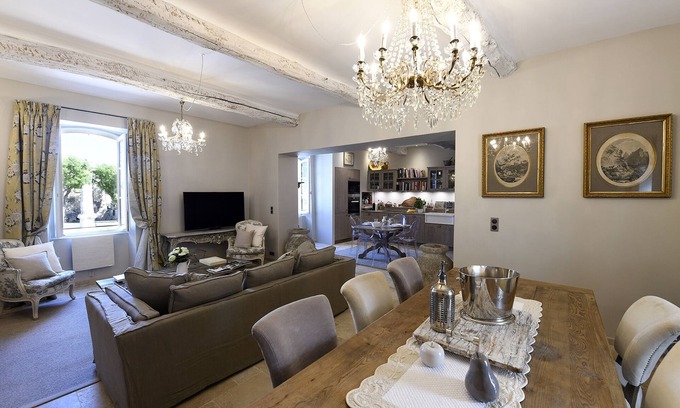 Goult House | Charming house in the heart of the village of Goult.