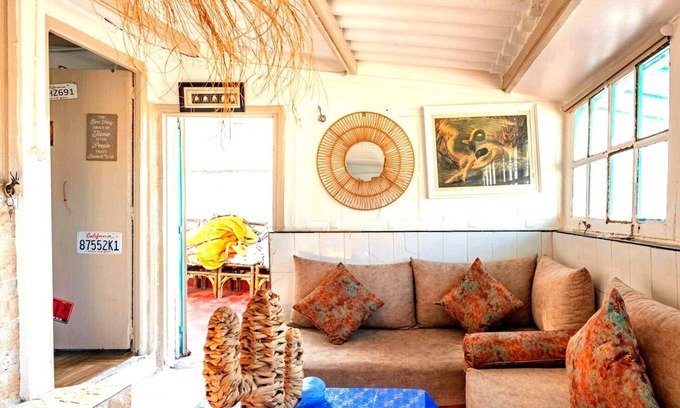 Mohammedia Cottage | Charming house right on the water! Facing the sea!