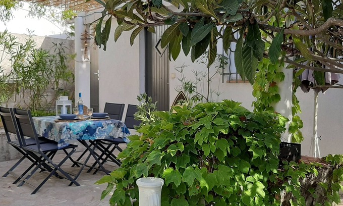 Le Pradet House | Charming house, sea view, 150m from the beach, a corner of paradise