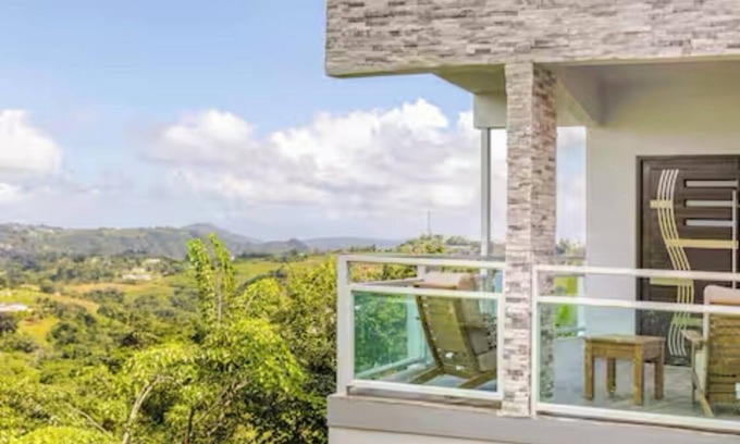 Barranquitas House | Charming house, stunning views in brilliant Barranquitas with AC, WiFi, Parking