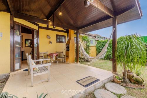 Barra Velha House | Charming house with BBQ by the sea MON0099