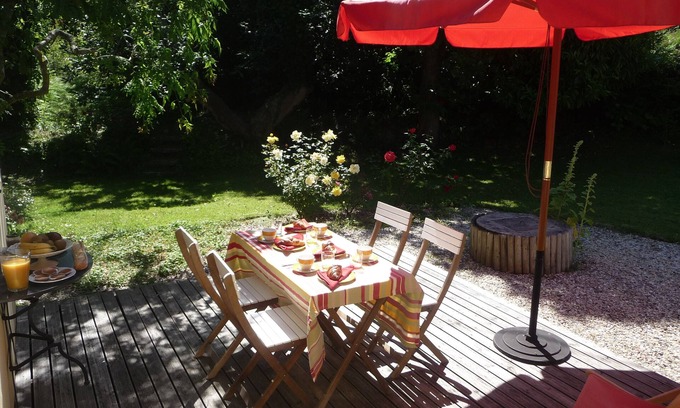 Ploubazlanec House | Charming house with garden at 100 m from the sea, 4 people. Wetting.