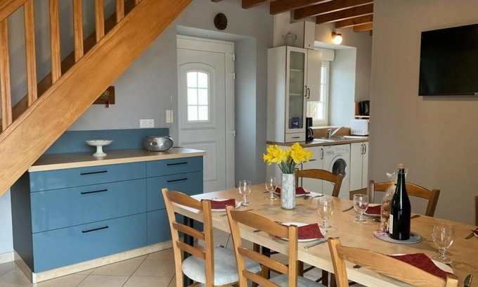 Tamerville Cottage | Charming house with terrace, closed garden, pet-friendly, Wifi, near Valognes
