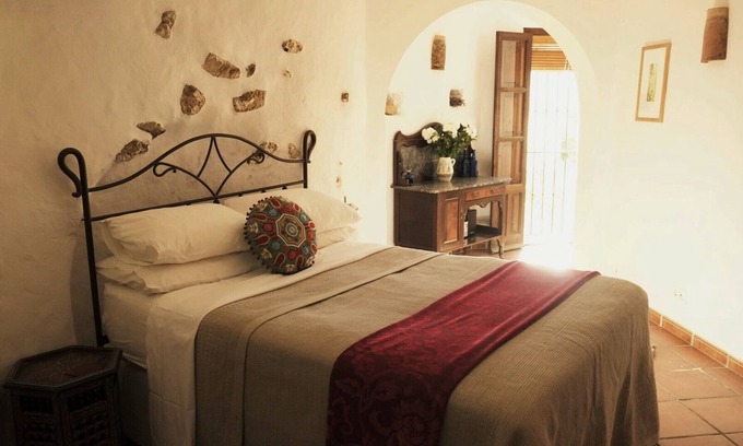 Gaucin House | Charming House With Spectacular Open Views and Free Wifi, close to all amenities