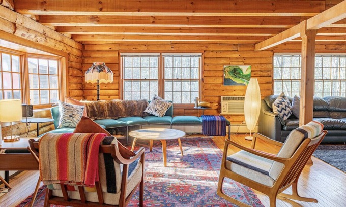 Stone Ridge Apartment | Charming Hygge Catskills Cabin