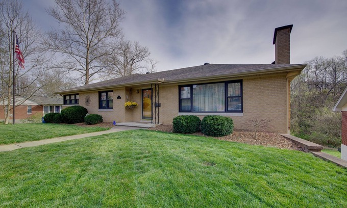 Jefferson City House | Charming Jefferson City Home: 2 Mi to Downtown!