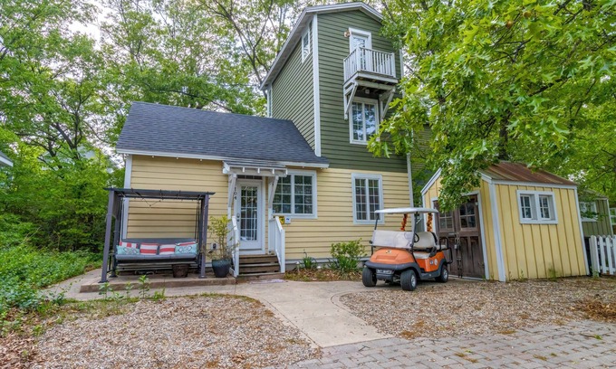 Michigan City House | Charming Kid Friendly Cottage by Park in Beachwalk + Complimentary Golf Cart