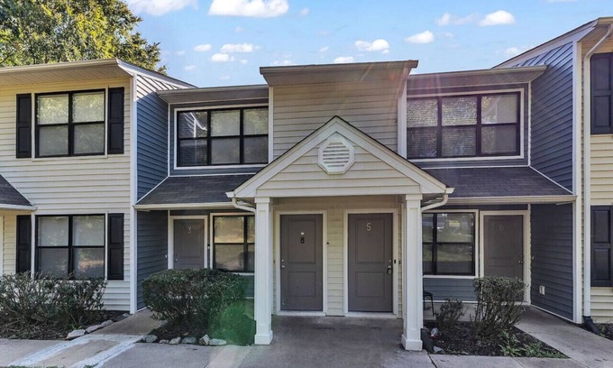 Durham Apartment | Charming King 2BR Suite—in Research Triangle Park!