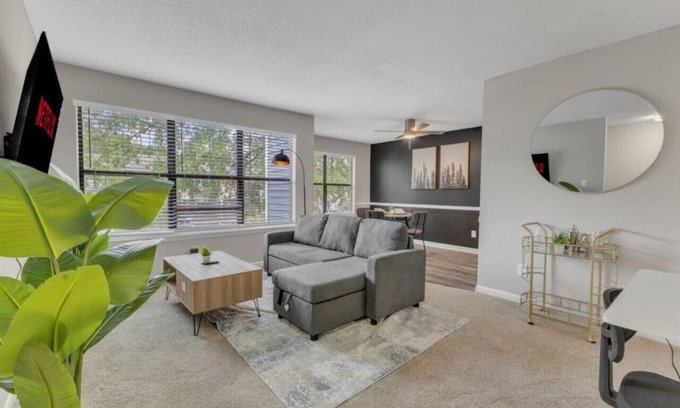 Durham Apartment | Charming King 2BR Suite—in Research Triangle Park!