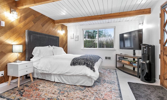 Bellingham Apartment | Charming Lake Samish Guest Suite in Bellingham with WiFi, AC