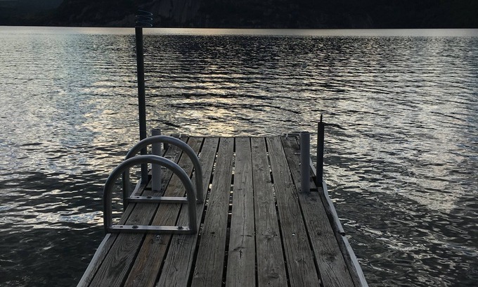 North Lake George Cabin | Charming Lakefront Cottage - Northern Lake George