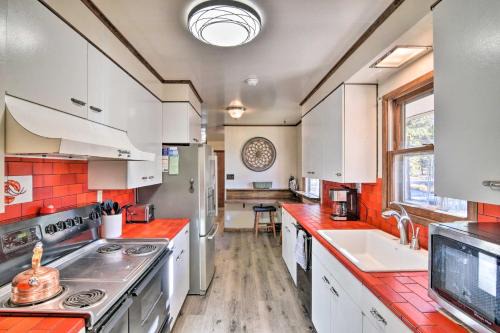 Leadville North House | Charming Leadville Retreat with Private Hot Tub