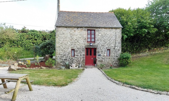 Megrit Cottage | Charming little cottage in beautiful peaceful countryside setting