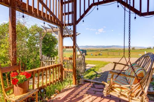 Livingston House | Charming Livingston Vacation Rental with Views!