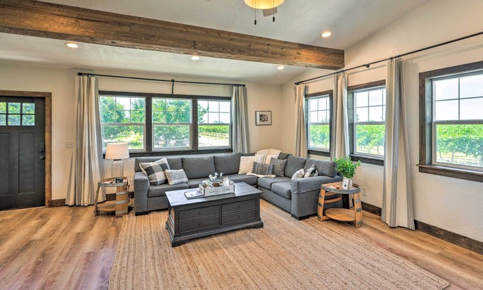 Victor Cottage | Charming Lodi Retreat: Walk to Local Wineries