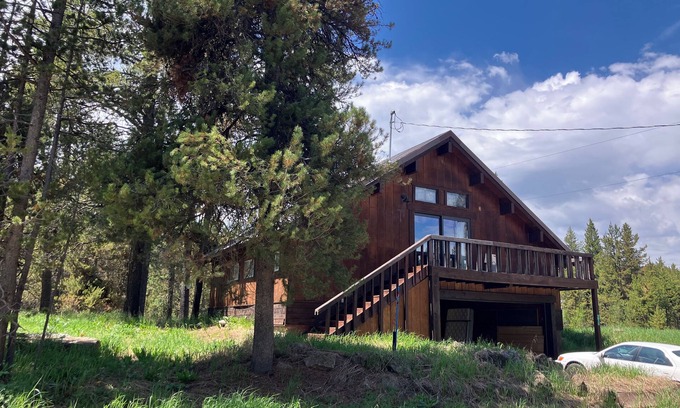 Island Park Cabin | Charming long term rental 1-bedroom cabin in lovely Island Park with WiFi