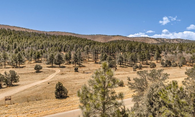 Mayhill House | Charming Mayhill Escape w/ Mountain Views