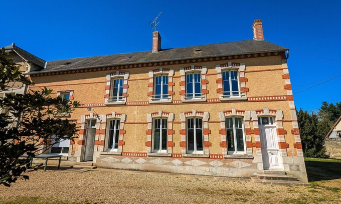 Chabris Cottage | Charming Mill Retreat in Berry: Riverfront, Sleeps 12, Near Castles & Zoo